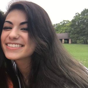 Meet your Posher, Rebecca